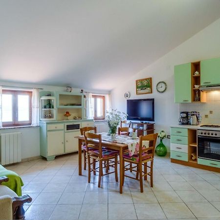 Apartmani Zorica Martinšćica Exterior foto