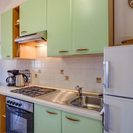 Apartmani Zorica Martinšćica Exterior foto