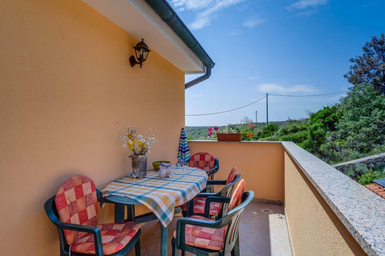 Apartmani Zorica Martinšćica Exterior foto