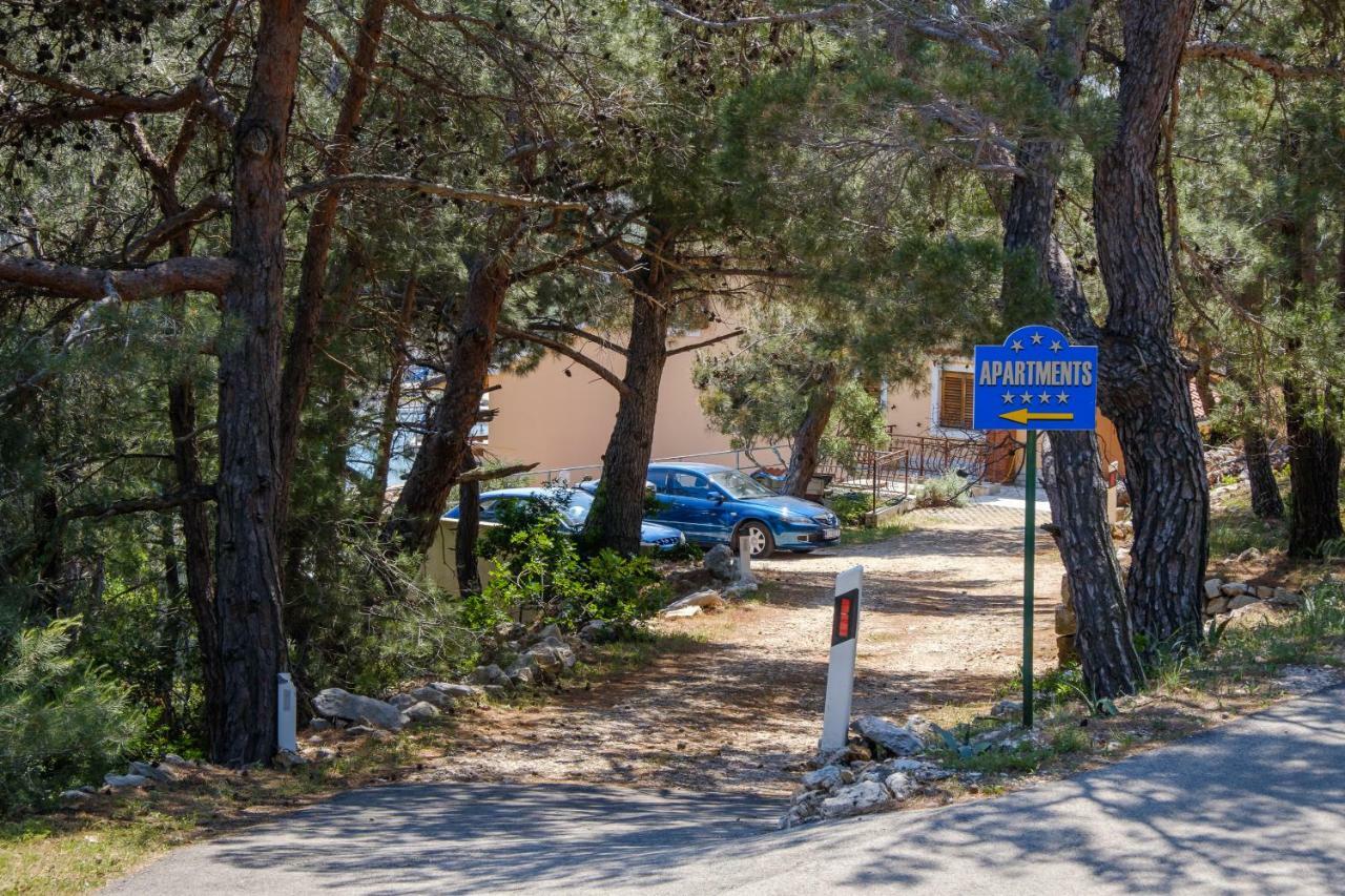 Apartmani Zorica Martinšćica Exterior foto